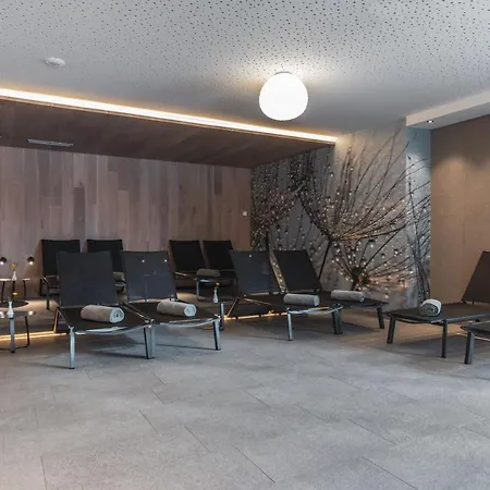 Aparthotel Maraias - Luxury & 4*