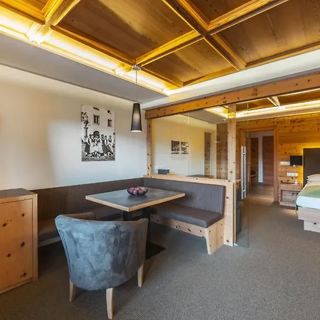 Aparthotel Maraias - Luxury & 4*