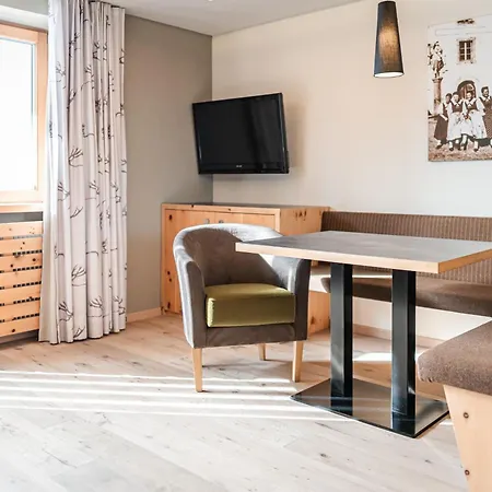 Aparthotel Maraias - Luxury & 4*